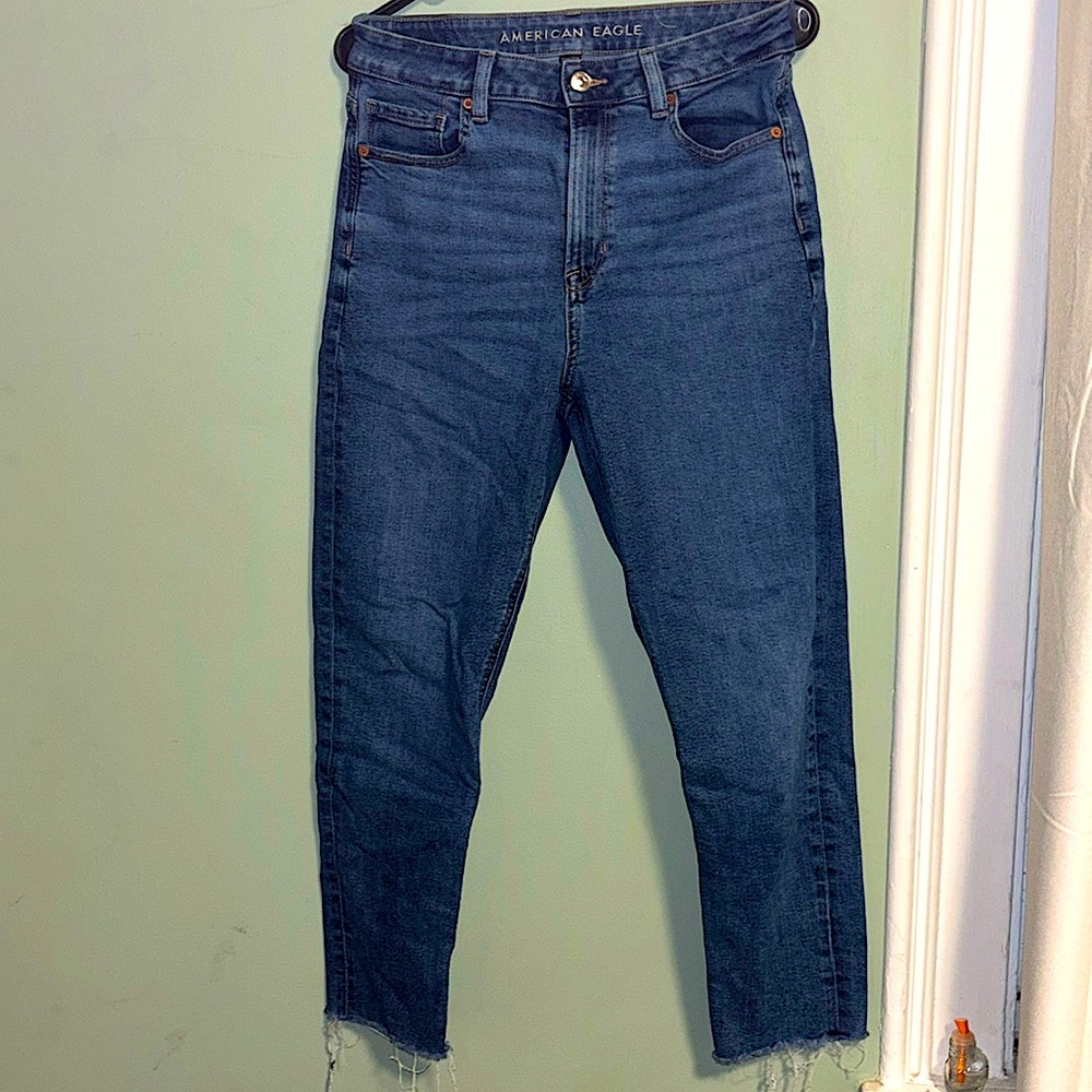 Women’s high wais American eagle jeans